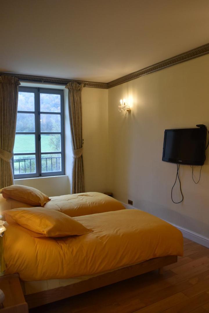 Chateau Roquehort Avec Ev Recharge Point 22Kw Monein Rom bilde